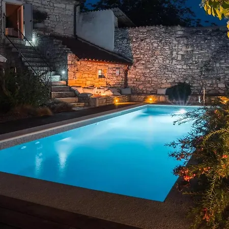 Nar Ξενοδοχείο 3*